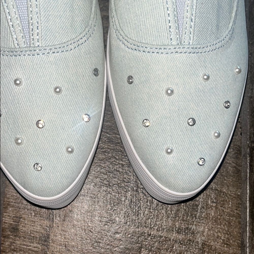 NWT Keds lt blue pointy toe platform slipon Sneakers w/ornate diamond & pearls. - Picture 3 of 6
